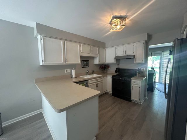 49283 Ashley Court, Shelby Twp, MI 48315