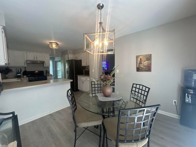 49283 Ashley Court, Shelby Twp, MI 48315