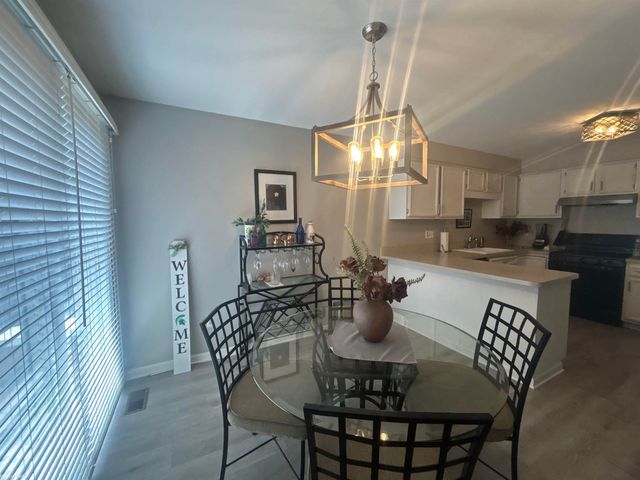 49283 Ashley Court, Shelby Twp, MI 48315