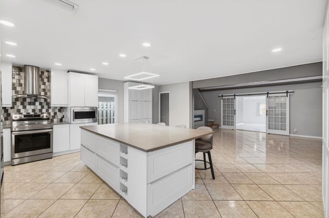 2388 Zeder Avenue, Delray Beach, FL 33444