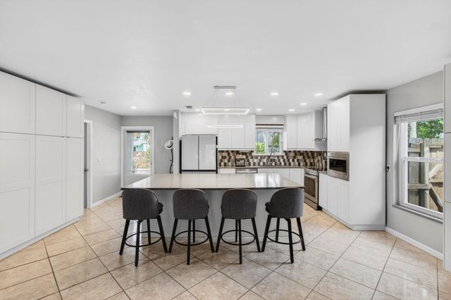 2388 Zeder Avenue, Delray Beach, FL 33444