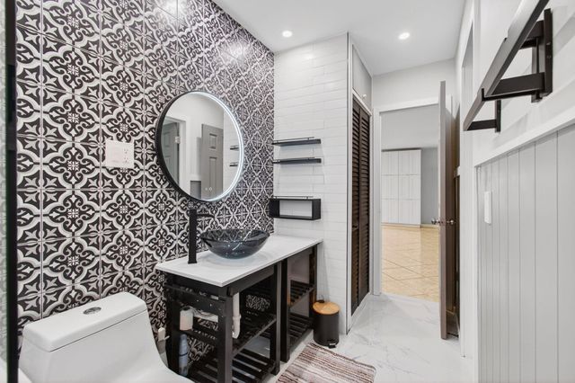 2388 Zeder Avenue, Delray Beach, FL 33444