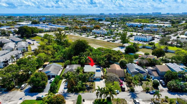 2388 Zeder Avenue, Delray Beach, FL 33444