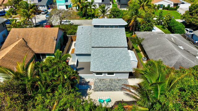 2388 Zeder Avenue, Delray Beach, FL 33444