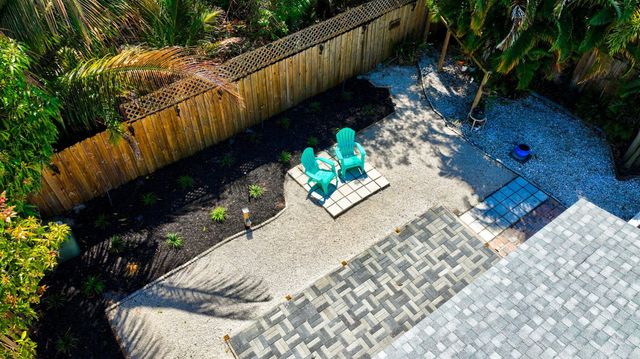 2388 Zeder Avenue, Delray Beach, FL 33444