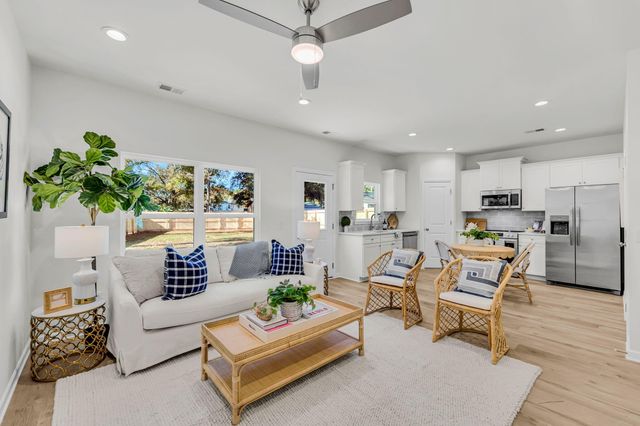 1926 Ferguson Road, Charleston, SC 29412