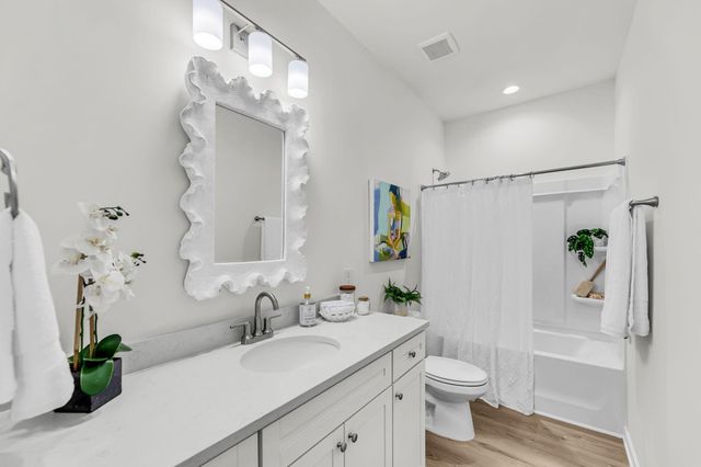 1926 Ferguson Road, Charleston, SC 29412