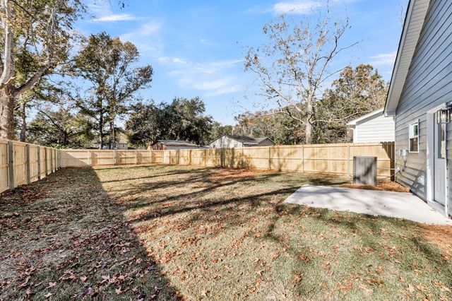 1926 Ferguson Road, Charleston, SC 29412