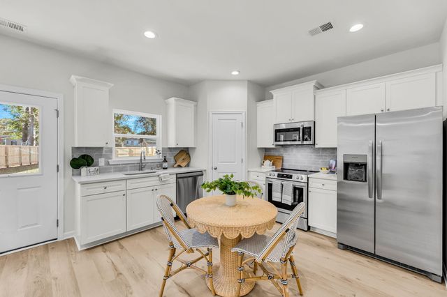 1926 Ferguson Road, Charleston, SC 29412