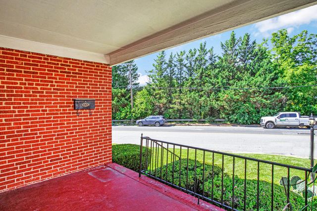 4708 HAMILTON AVE, Baltimore, MD 21206