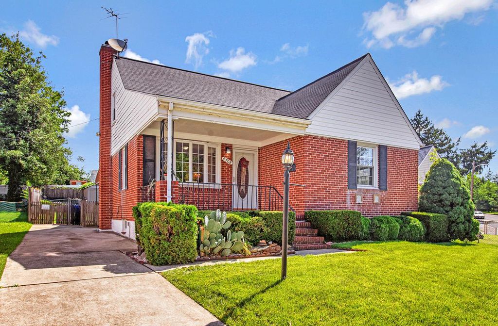 4708 HAMILTON AVE, Baltimore, MD 21206