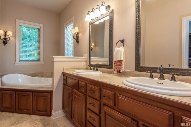 4941 N St Patricks Court, Bloomington, IN 47404