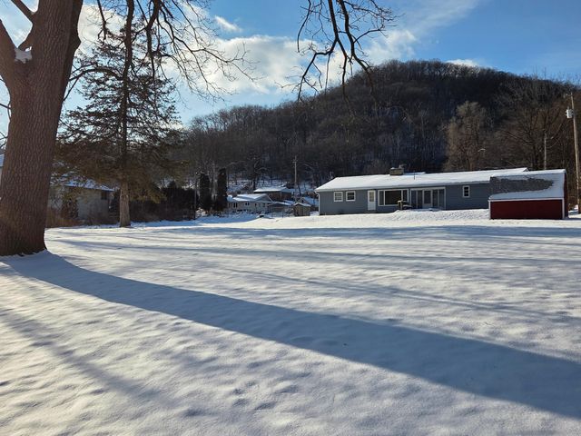 1610 Gilmore Valley Road, Winona, MN 55987