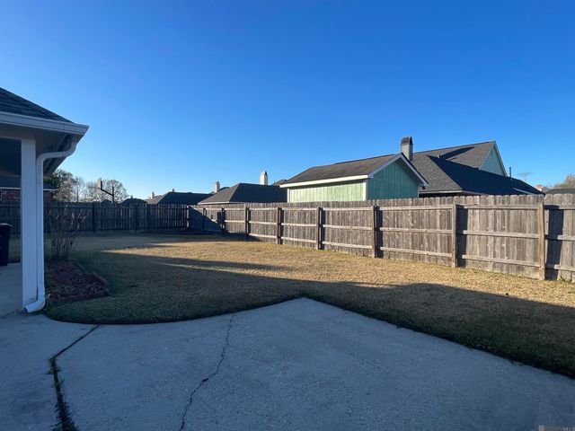 11117 Gold Cup Ave, Baton Rouge, LA 70816