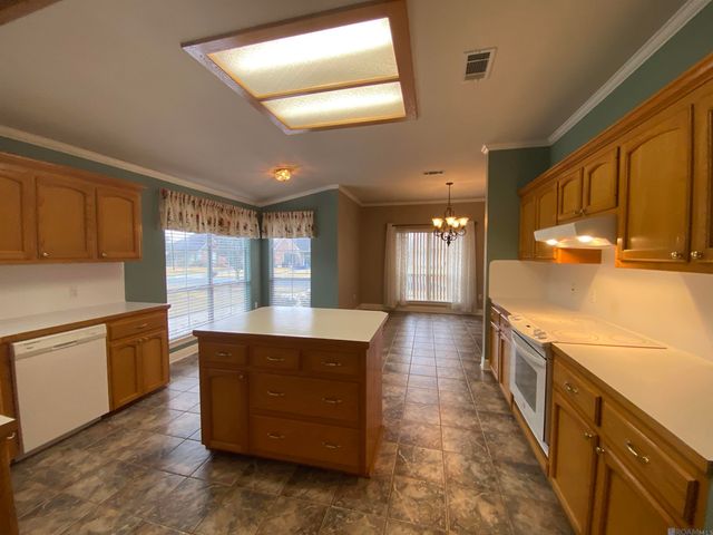 11117 Gold Cup Ave, Baton Rouge, LA 70816