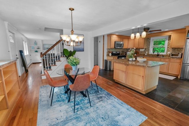 27 Searle Street, Georgetown, MA 01833