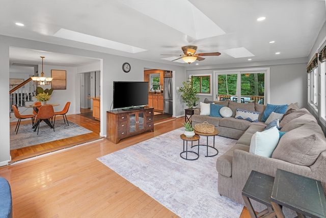 27 Searle Street, Georgetown, MA 01833