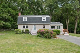 27 Searle Street, Georgetown, MA 01833