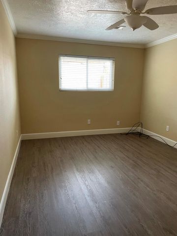 6831 Wellwood Court, Houston, TX 77083