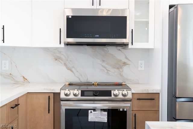 2506 69th ST W, Lehigh Acres, FL 33971