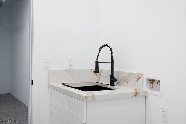 2506 69th ST W, Lehigh Acres, FL 33971