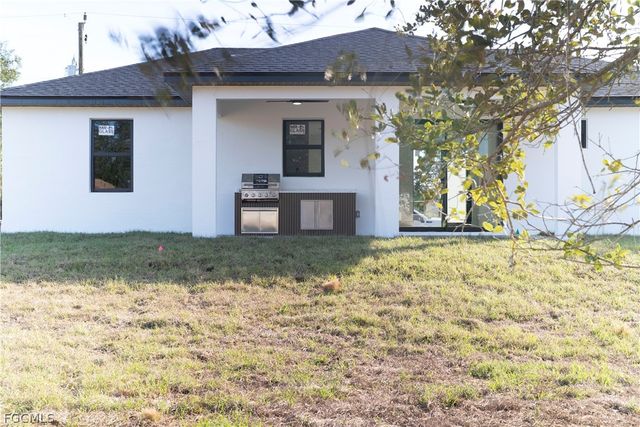 2506 69th ST W, Lehigh Acres, FL 33971