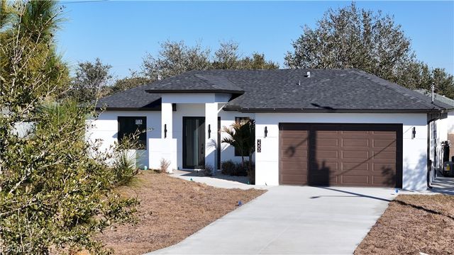 2506 69th ST W, Lehigh Acres, FL 33971