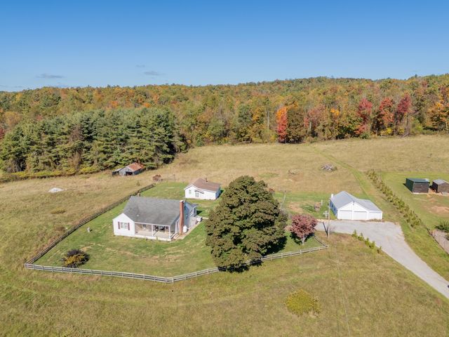 5531 Franklin Pike, Floyd, VA 24091