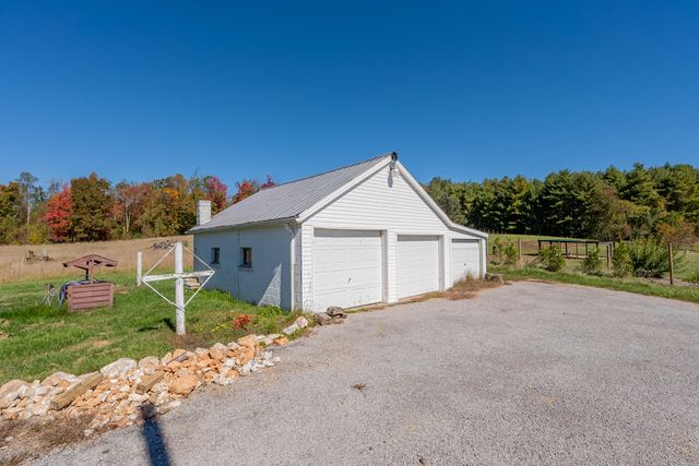 5531 Franklin Pike, Floyd, VA 24091