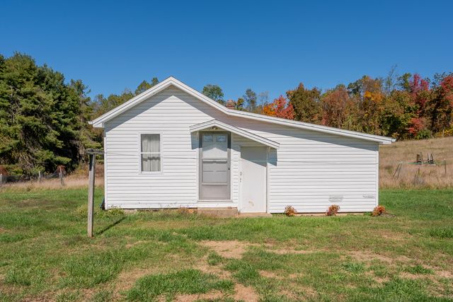 5531 Franklin Pike, Floyd, VA 24091