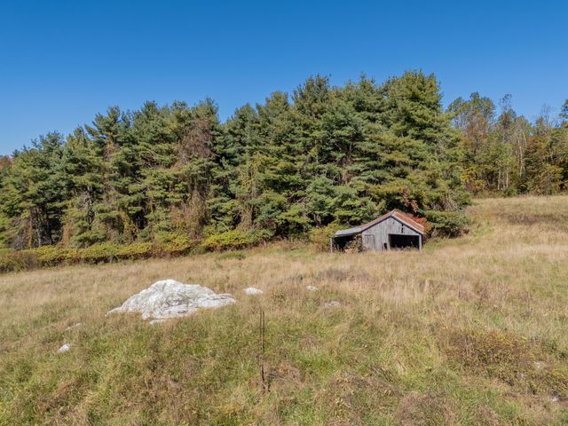 5531 Franklin Pike, Floyd, VA 24091