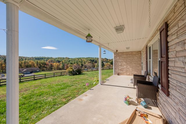 5531 Franklin Pike, Floyd, VA 24091