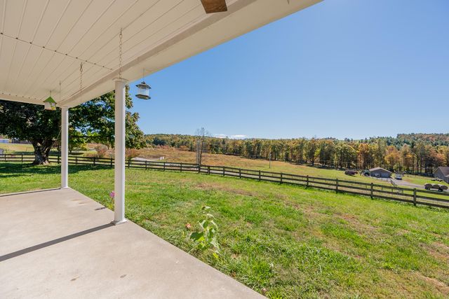 5531 Franklin Pike, Floyd, VA 24091