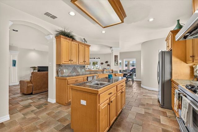 13910 N Cabana St, Corpus Christi, TX 78418