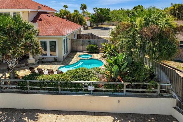 13910 N Cabana St, Corpus Christi, TX 78418