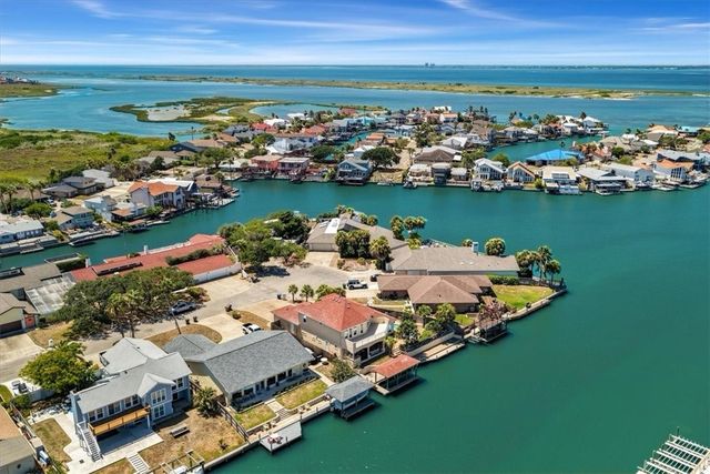 13910 N Cabana St, Corpus Christi, TX 78418