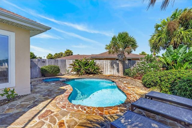 13910 N Cabana St, Corpus Christi, TX 78418