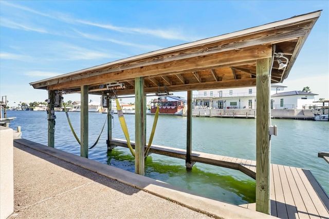 13910 N Cabana St, Corpus Christi, TX 78418