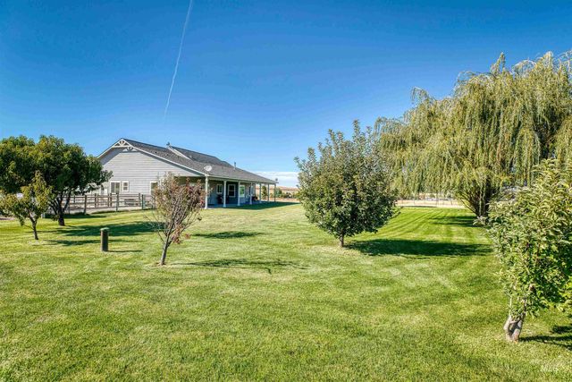 27652 Hop Rd, Caldwell, ID 83607