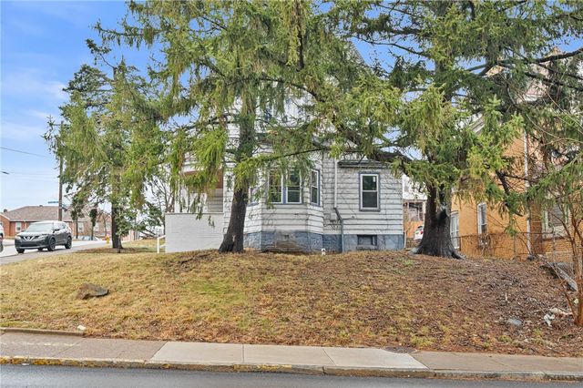 153 Jucunda St, Knoxville, PA 15210