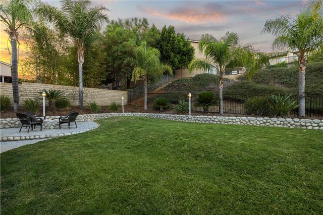 28725 Ponderosa Street, Castaic, CA 91384