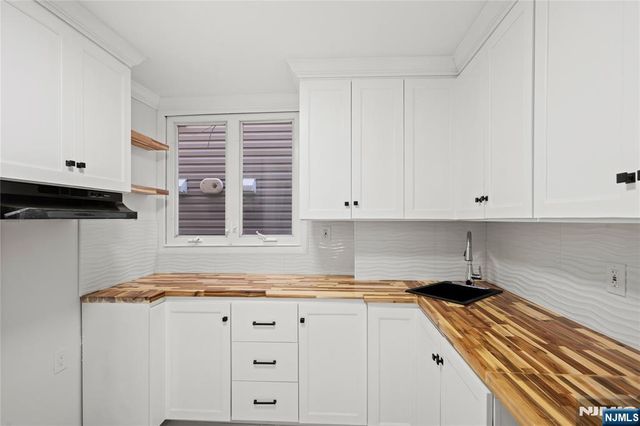 173-175 Lembeck Avenue, Jersey City, NJ 07305