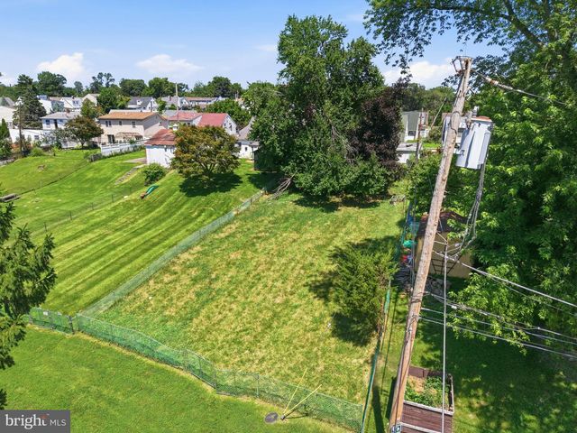 347 LEROY ST, Philadelphia, PA 19128