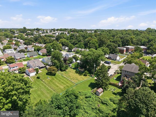 347 LEROY ST, Philadelphia, PA 19128