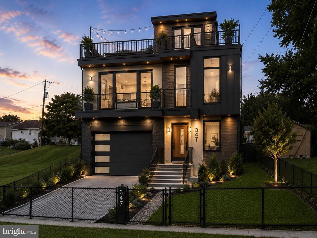 347 LEROY ST, Philadelphia, PA 19128