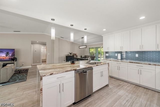 923 Alvin AVE, Lehigh Acres, FL 33971