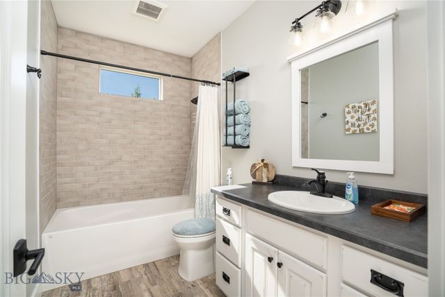 4533 Linney Road 4565 + 4501, Bozeman, MT 59718