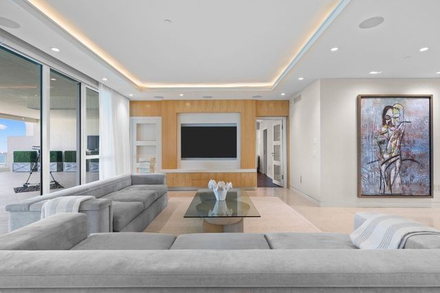 101 S Fort Lauderdale Beach Boulevard 2703, Fort Lauderdale, FL 33316