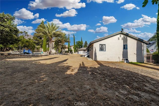 2421 Cliff Road, Upland, CA 91784