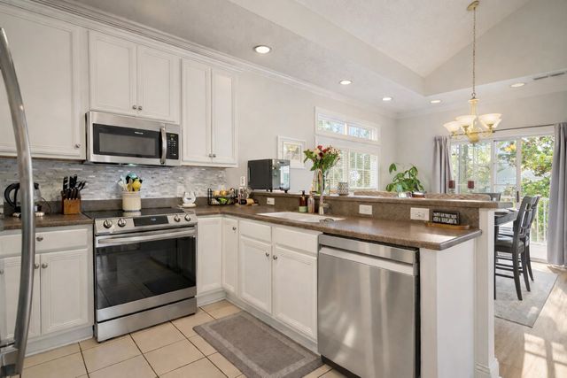 1381 Cottage Dr., Myrtle Beach, SC 29577